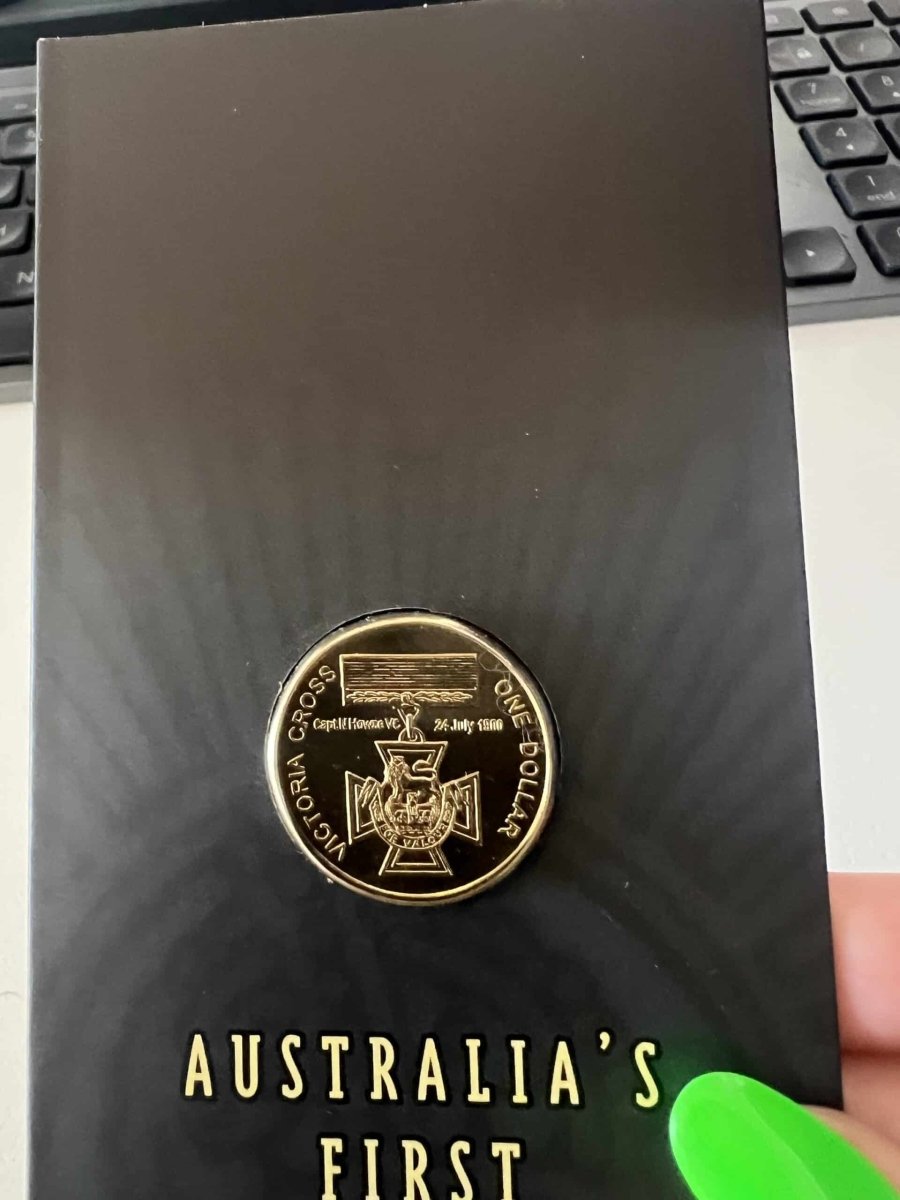 2000 Australia’s first Victoria Cross Uncirculated Pack $1 Dollar - Nova Coins